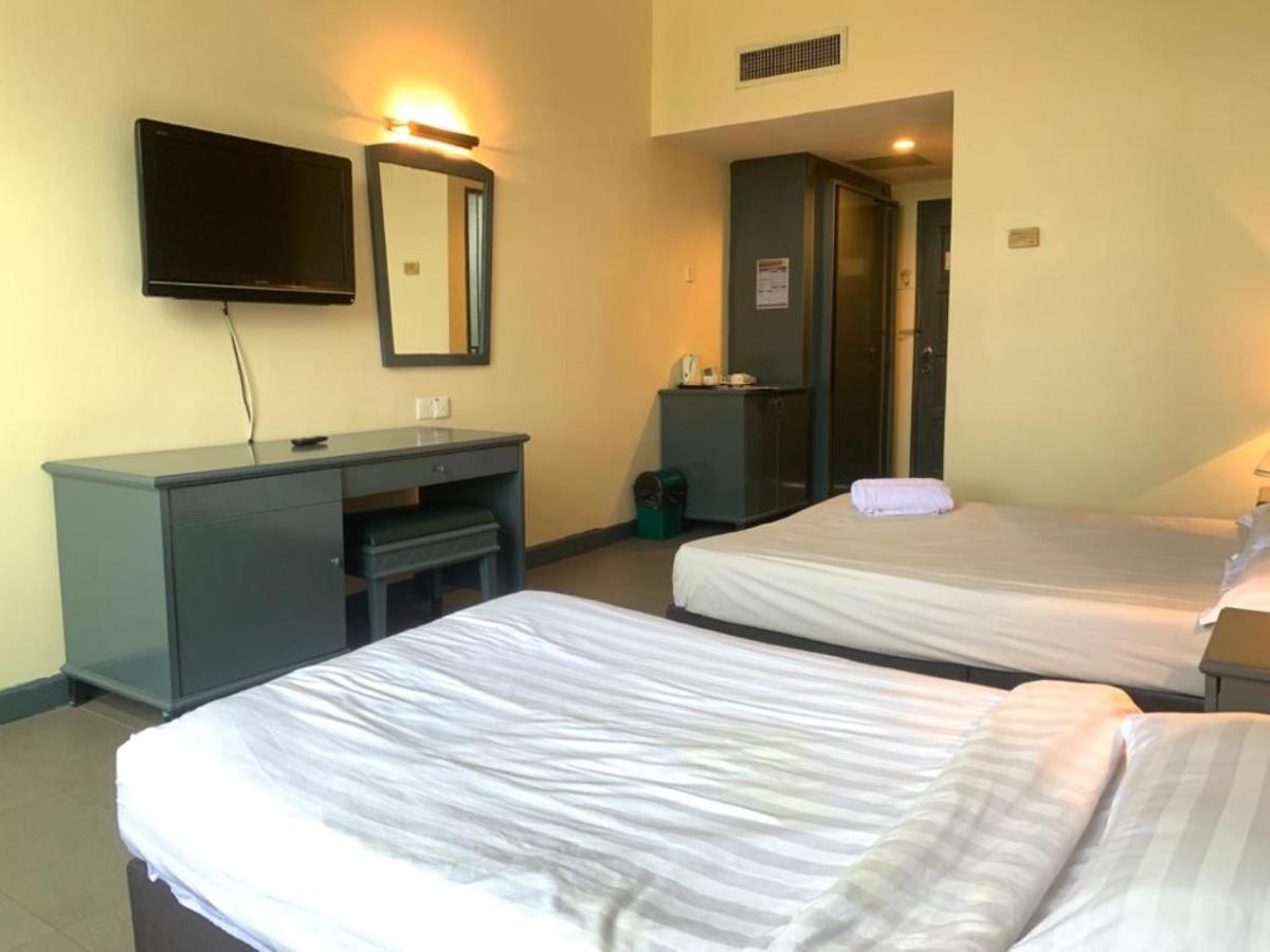 Super Oyo Capital O 90146 Alh Continental Resort Karak Экстерьер фото