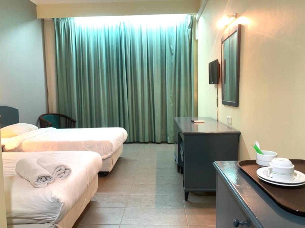 Super Oyo Capital O 90146 Alh Continental Resort Karak Экстерьер фото